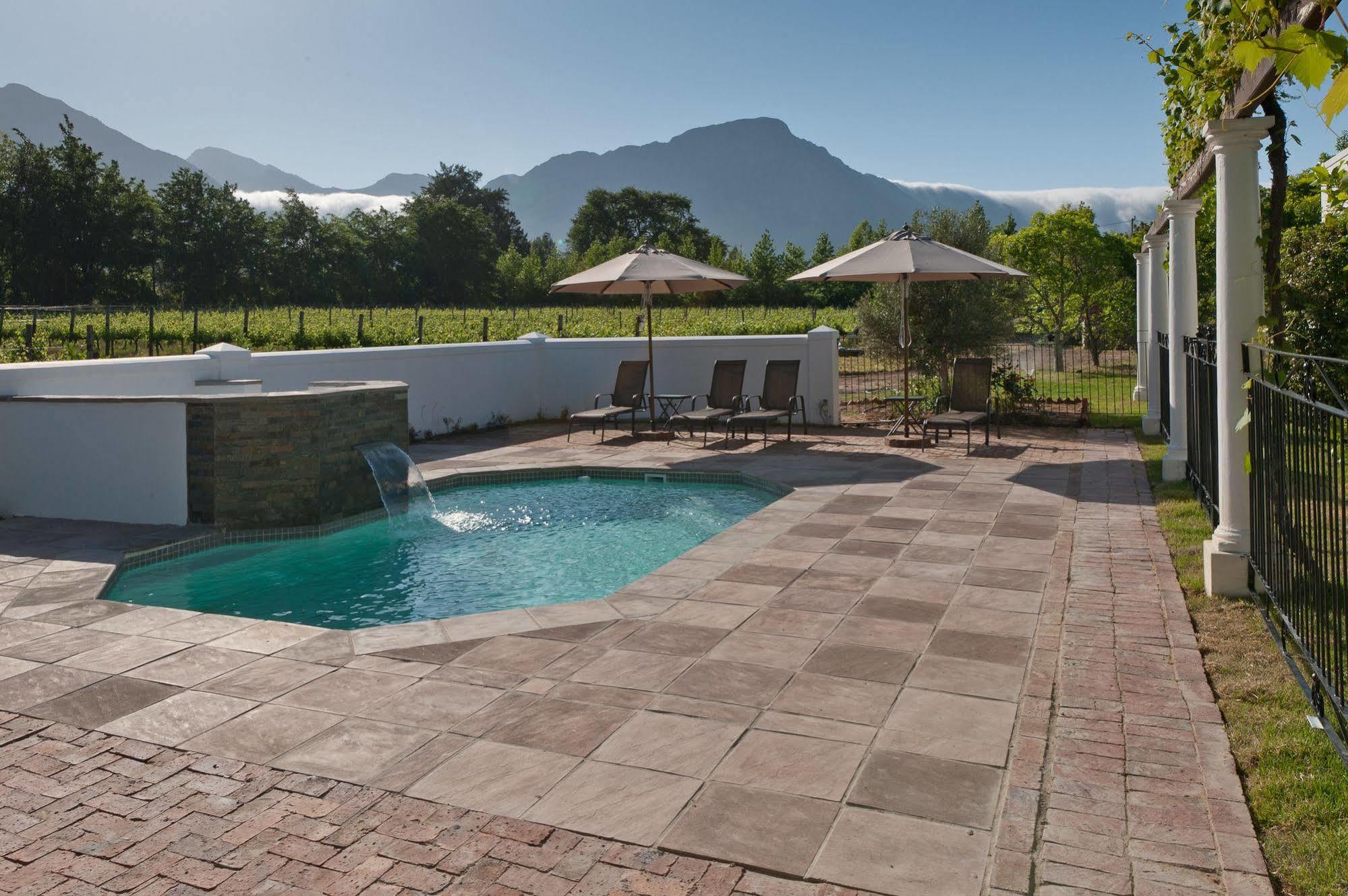 La Galiniere Guest Cottages Franschhoek Exterior photo