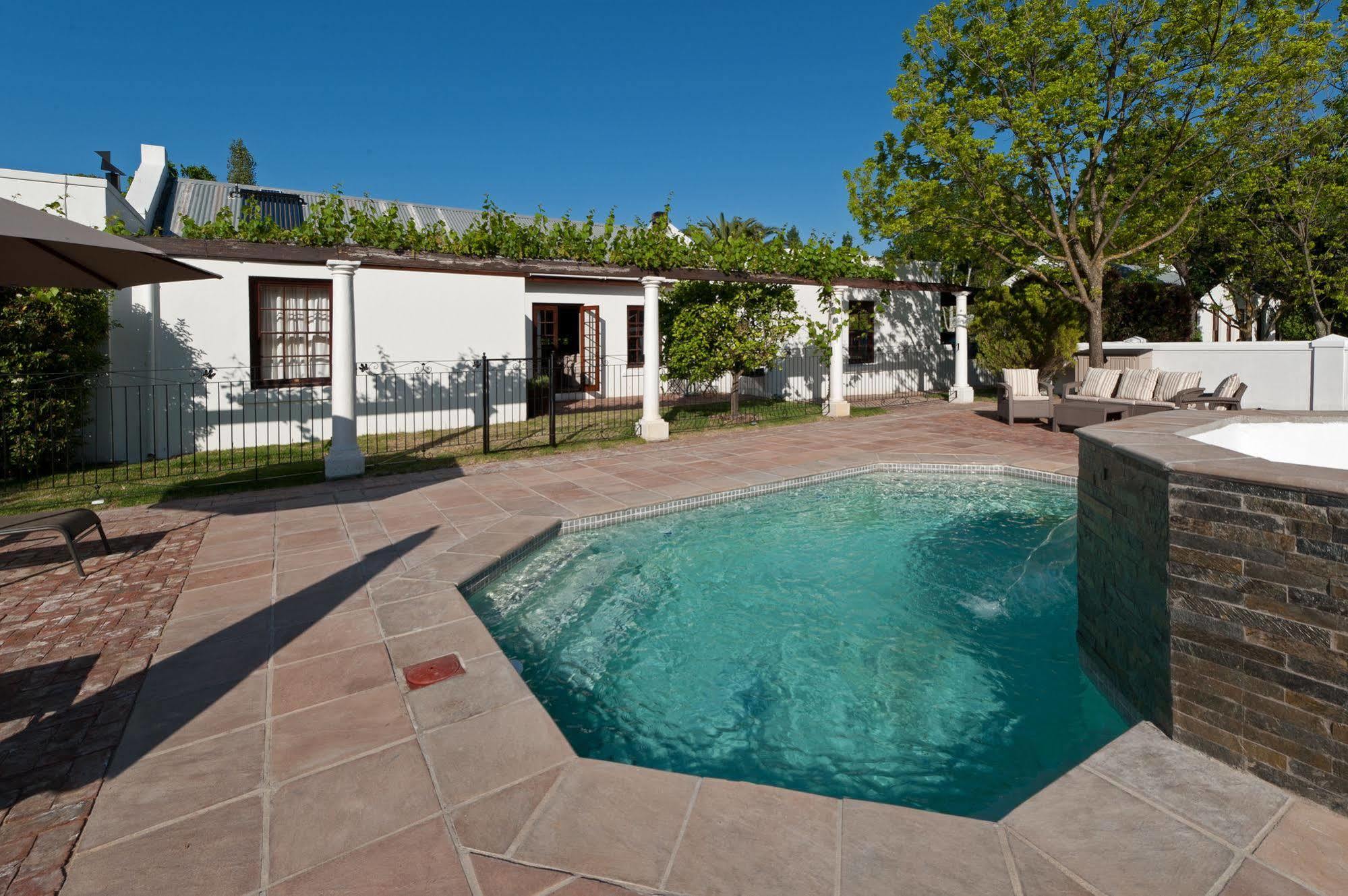 La Galiniere Guest Cottages Franschhoek Exterior photo